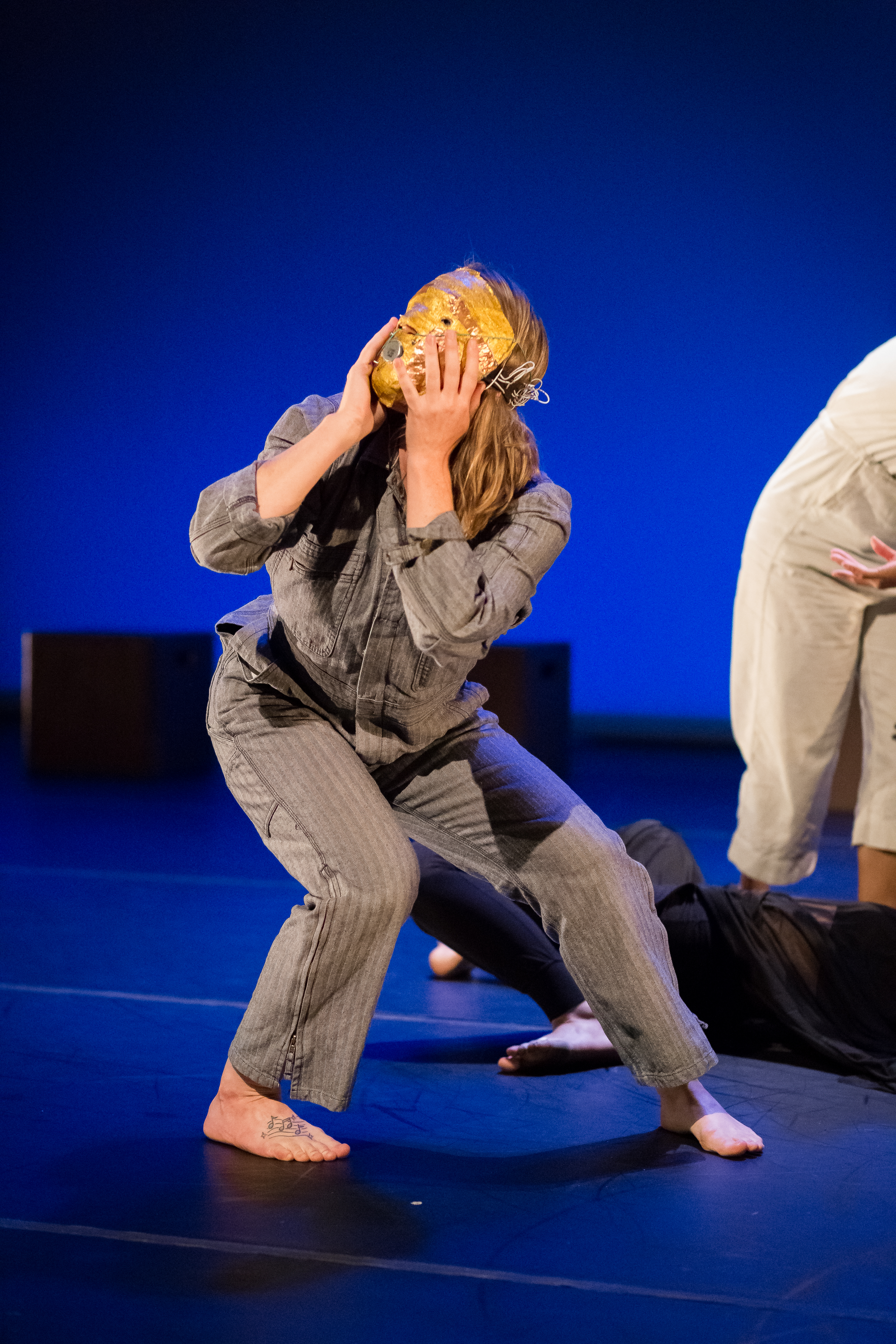 CrackleMask in performance